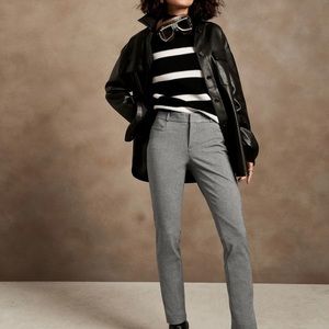 Sloan capri pant in dark grey (see later photos) size 2. New!